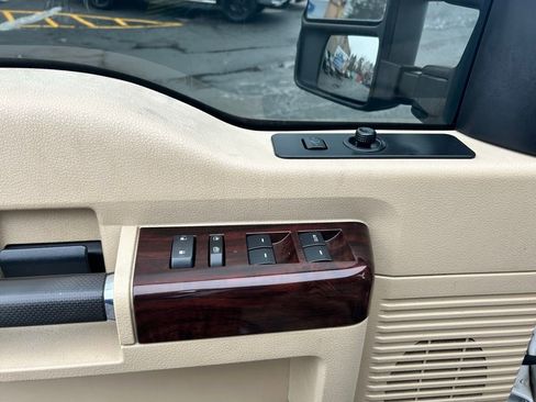 Used 2008 Ford F250 XLT image 16