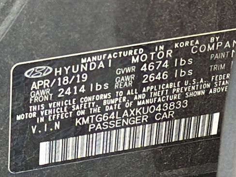 Used 2019 Genesis G70 2.0T Advanced image 19