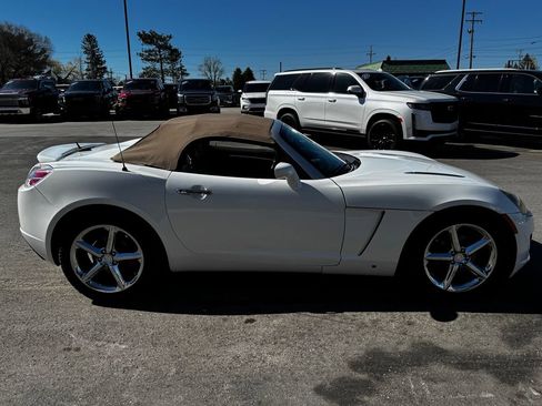 Used 2009 Saturn Sky Red Line RWD image 28