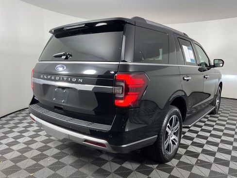 Used 2023 Ford Expedition Limited image 10