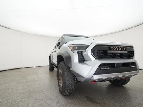 New 2025 Toyota Tacoma 4x4 Double Cab Hybrid image 30