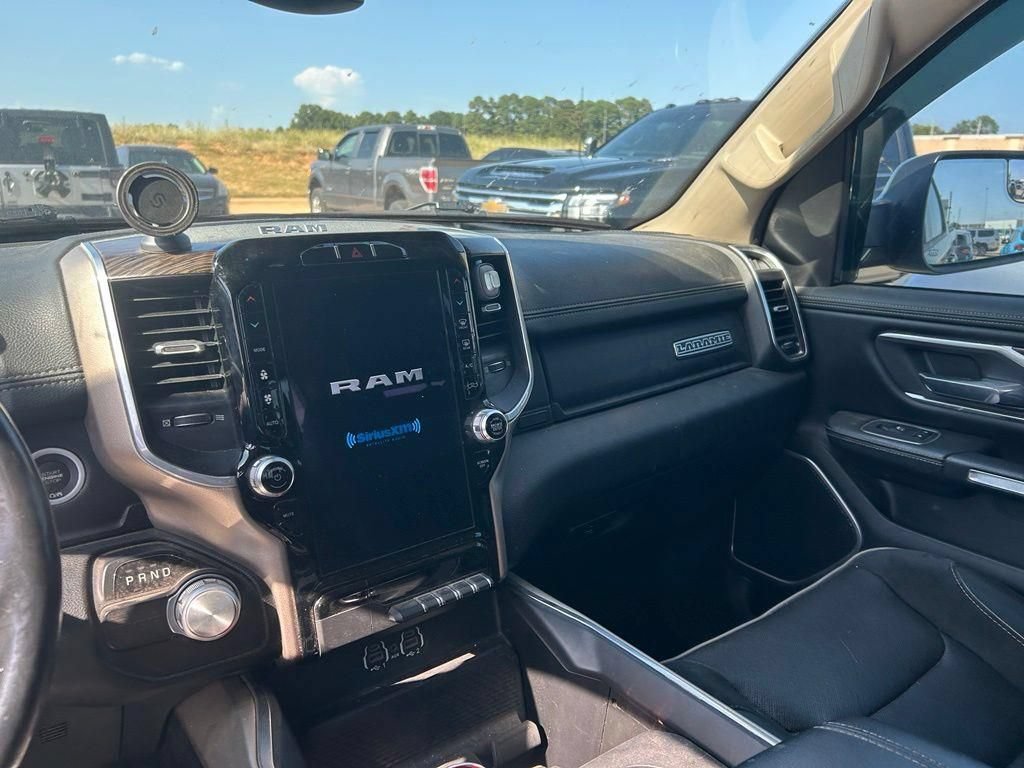 Used 2020 RAM 1500 Laramie RWD image 13