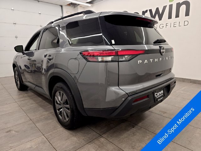 Used 2025 Nissan Pathfinder SV AWD/4WD image 5