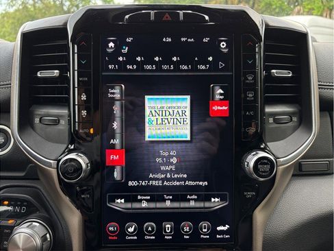Used 2020 RAM 1500 Laramie AWD/4WD image 34