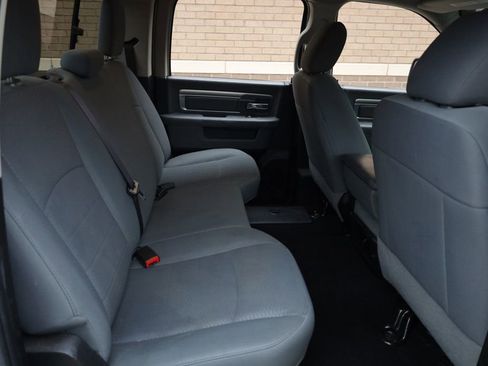 Used 2019 RAM 1500 Classic SLT image 21