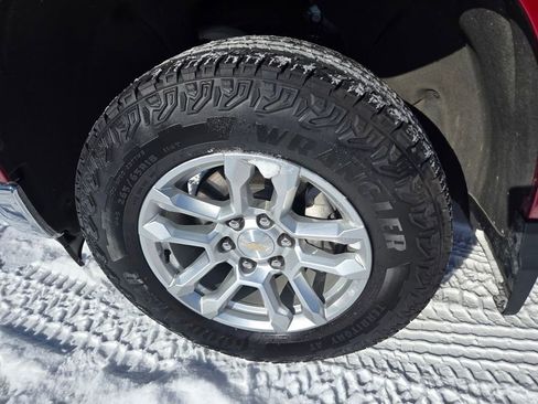 Used 2023 Chevrolet Silverado 1500 LT image 41