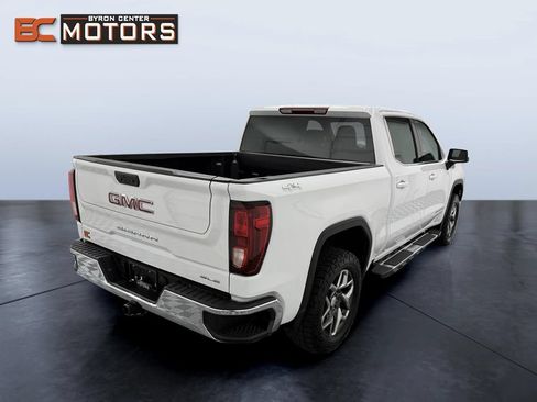 Used 2023 GMC Sierra 1500 SLE AWD/4WD image 6