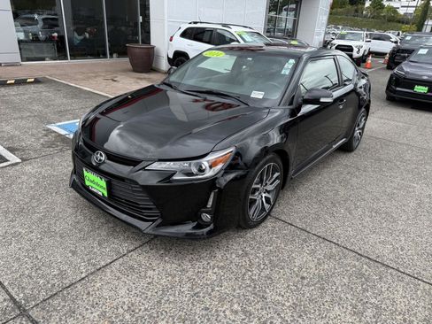 Used 2014 Scion tC FWD image 2