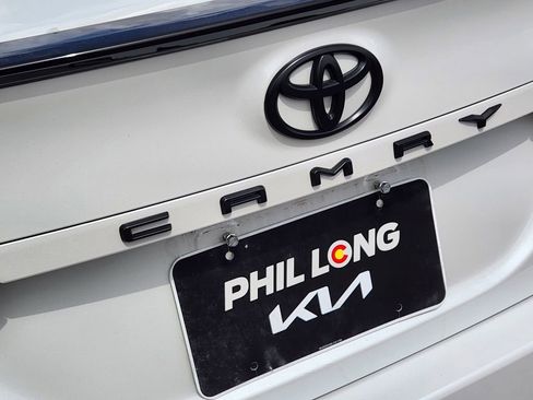 Used 2024 Toyota Camry XSE w/ Navigation Package image 11