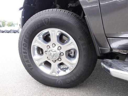 Used 2025 RAM 2500 Big Horn AWD/4WD image 12