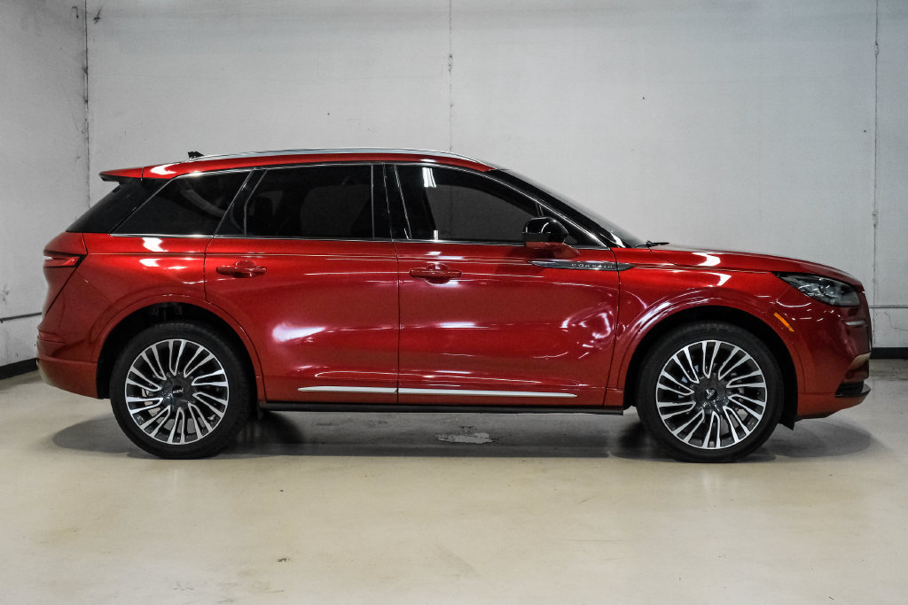 Used 2022 Lincoln Corsair AWD w/ Premium Package image 10