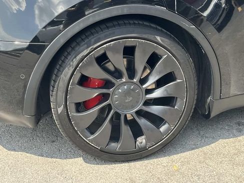 Used 2021 Tesla Model Y Performance AWD/4WD image 11