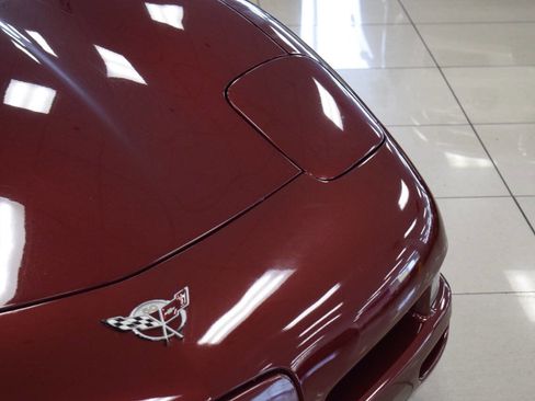 Used 2003 Chevrolet Corvette Convertible w/ Preferred Equipment Group1 image 10