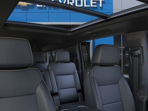 New 2026 Chevrolet Suburban Premier image 24