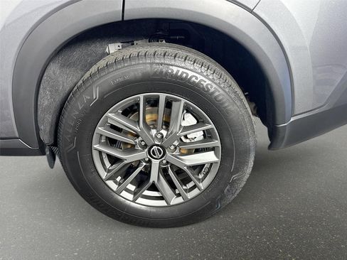 Used 2021 Nissan Rogue S FWD image 30