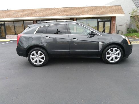 Used 2014 Cadillac SRX Performance AWD/4WD image 2