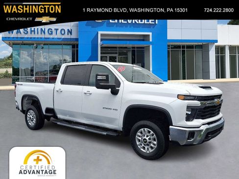 Used 2025 Chevrolet Silverado 2500 LT w/ Convenience Package AWD/4WD image 1