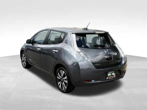 Used 2017 Nissan Leaf SL w/ Premium Package FWD image 9