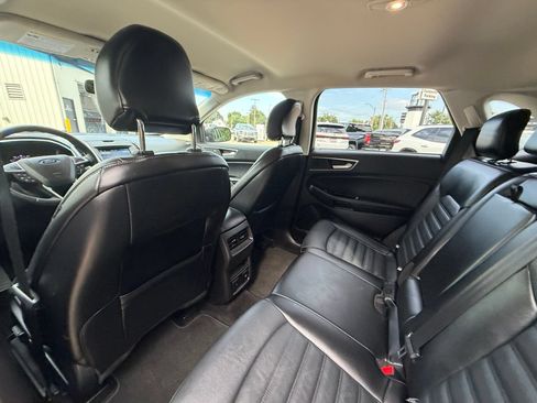 Used 2017 Ford Edge SEL w/ Equipment Group 201A FWD image 24