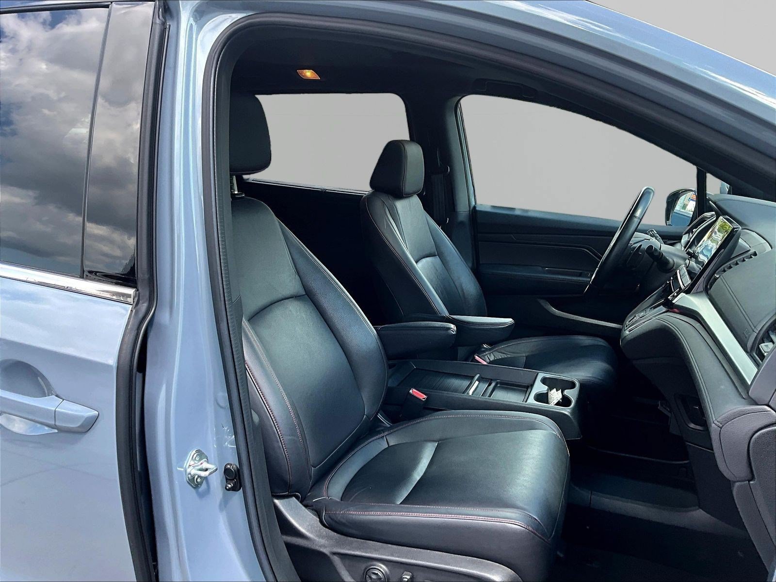 Used 2023 Honda Odyssey Sport image 30
