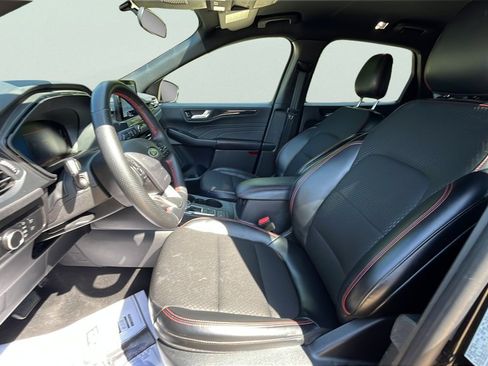 Used 2025 Ford Escape ST-Line FWD image 14