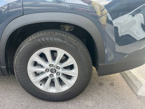 Used 2024 Toyota Grand Highlander AWD image 8