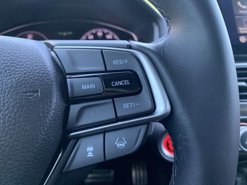 Used 2019 Honda Accord Sport image 29