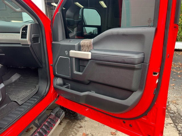 Used 2019 Ford F350 Lariat w/ Lariat Ultimate Package AWD/4WD image 26