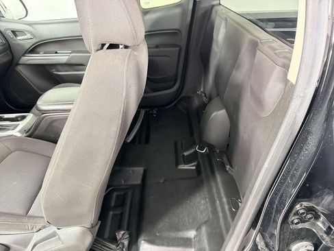 Used 2022 Chevrolet Colorado LT w/ Fleet Safety Package image 15