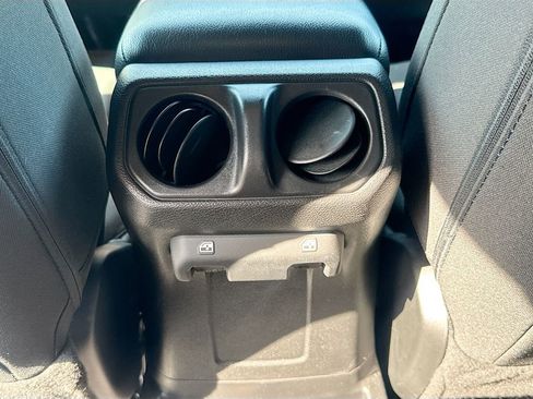 Used 2023 Jeep Wrangler Unlimited w/ 8.4" Radio Group AWD/4WD image 27