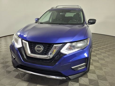 Used 2018 Nissan Rogue SV AWD/4WD image 15