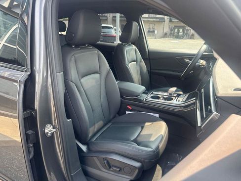 Used 2022 Audi Q7 3.0T Premium Plus AWD/4WD image 29