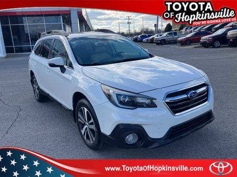 Used 2018 Subaru Outback 2.5i Limited image 1