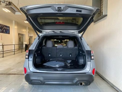 Used 2026 Subaru Forester Premium AWD/4WD image 7
