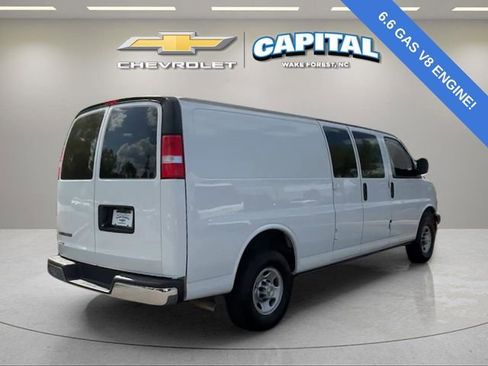 Used 2022 Chevrolet Express 2500 Extended w/ Driver Convenience Package RWD image 5