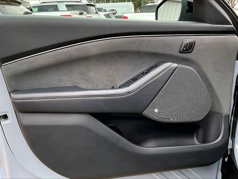 Used 2025 Ford Mustang Mach-E GT image 21