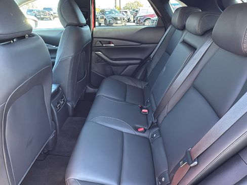 Certified 2025 MAZDA CX-30 AWD 2.5 S w/ Preferred Package image 18