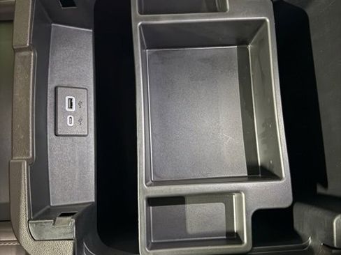 Used 2022 Chevrolet Tahoe LT w/ Luxury Package image 26