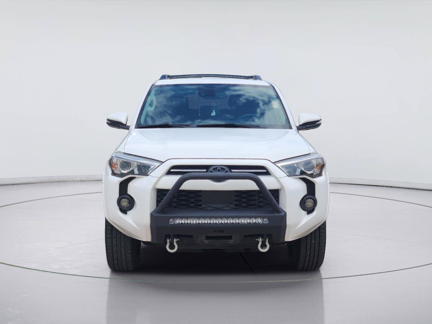 Used 2020 Toyota 4Runner SR5 Premium w/ Moonroof Package AWD/4WD image 2