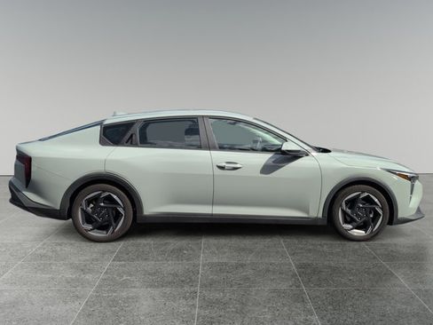 Used 2025 Kia K4 EX FWD image 6
