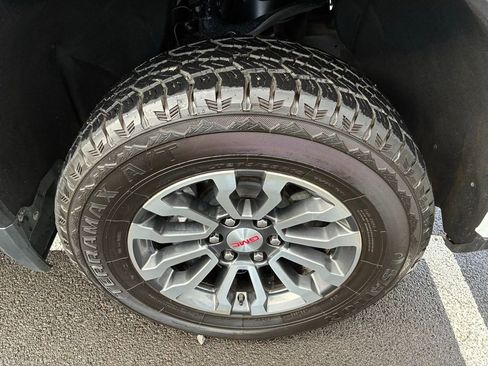 Used 2023 GMC Sierra 1500 AT4 image 17