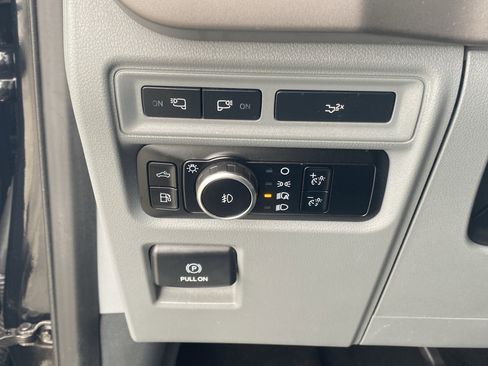 Used 2024 Ford F150 XLT w/ Equipment Group 302A MID image 31