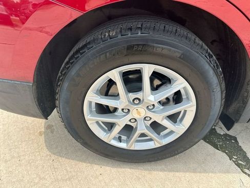 Used 2024 Chevrolet Equinox LT FWD image 49