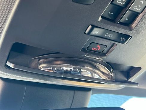 Used 2023 Toyota Sienna XSE image 40