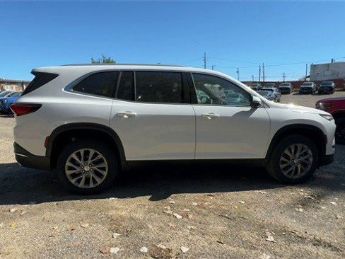 New 2026 Buick Enclave Preferred w/ Power Package image 9