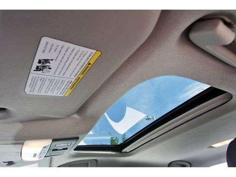 Certified 2024 Nissan Sentra SR w/ SR Premium Package FWD image 31