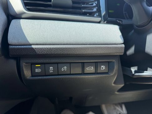 Used 2025 Toyota Camry LE w/ Convenience Package FWD image 12