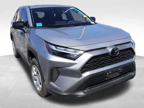 Used 2025 Toyota RAV4 LE FWD image 13