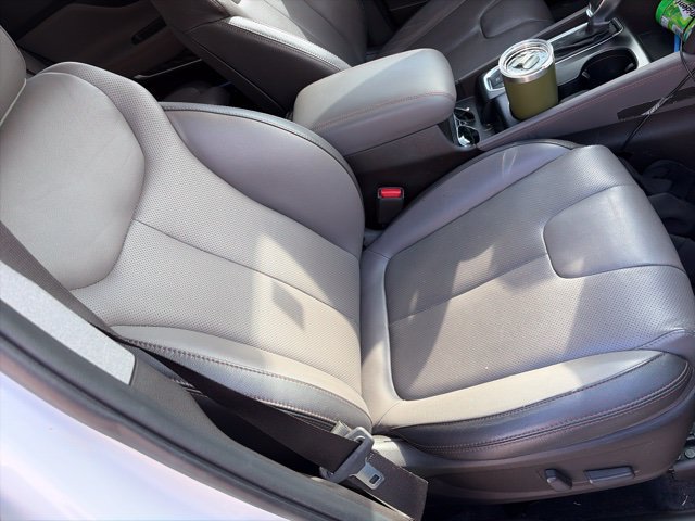 Used 2019 Hyundai Santa Fe Limited FWD image 16