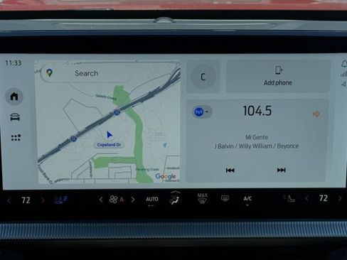 Used 2025 Ford Explorer Platinum image 4